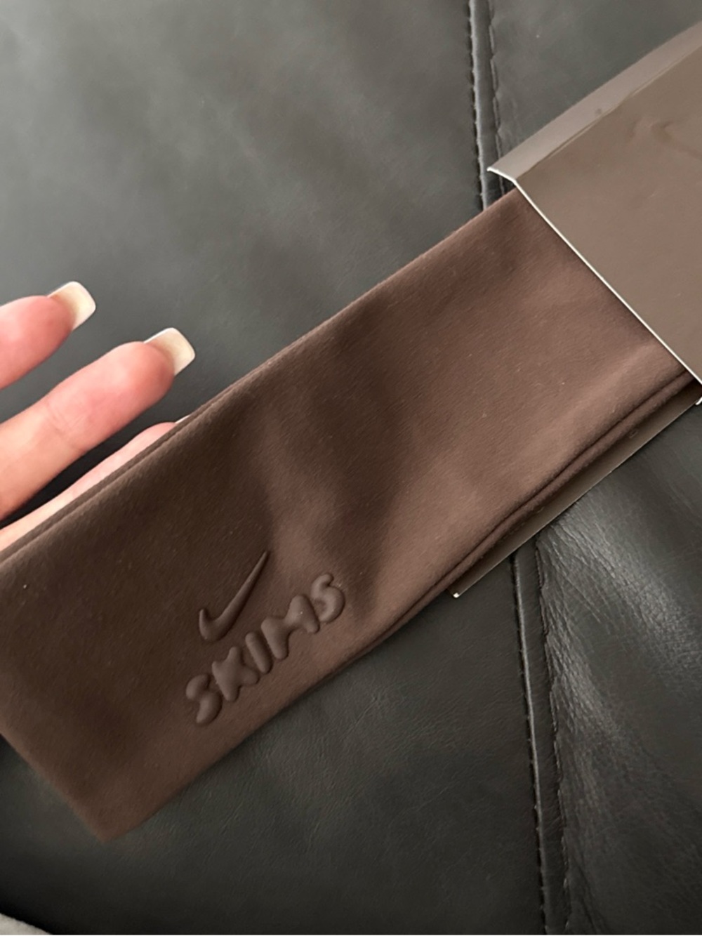 Nike skims brown headband